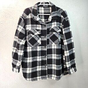 Plaid Shaket Women XL Black White Button Down Cozy Long Sleeve Flannel Shirt